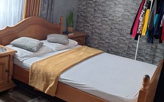 Doua case 240 mp teren 1328 mp livada Cristesti Pascani Iasi - Poză 5