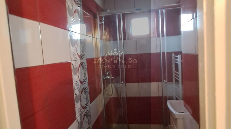 Vind urgent apartament in Turda . - Poză 6
