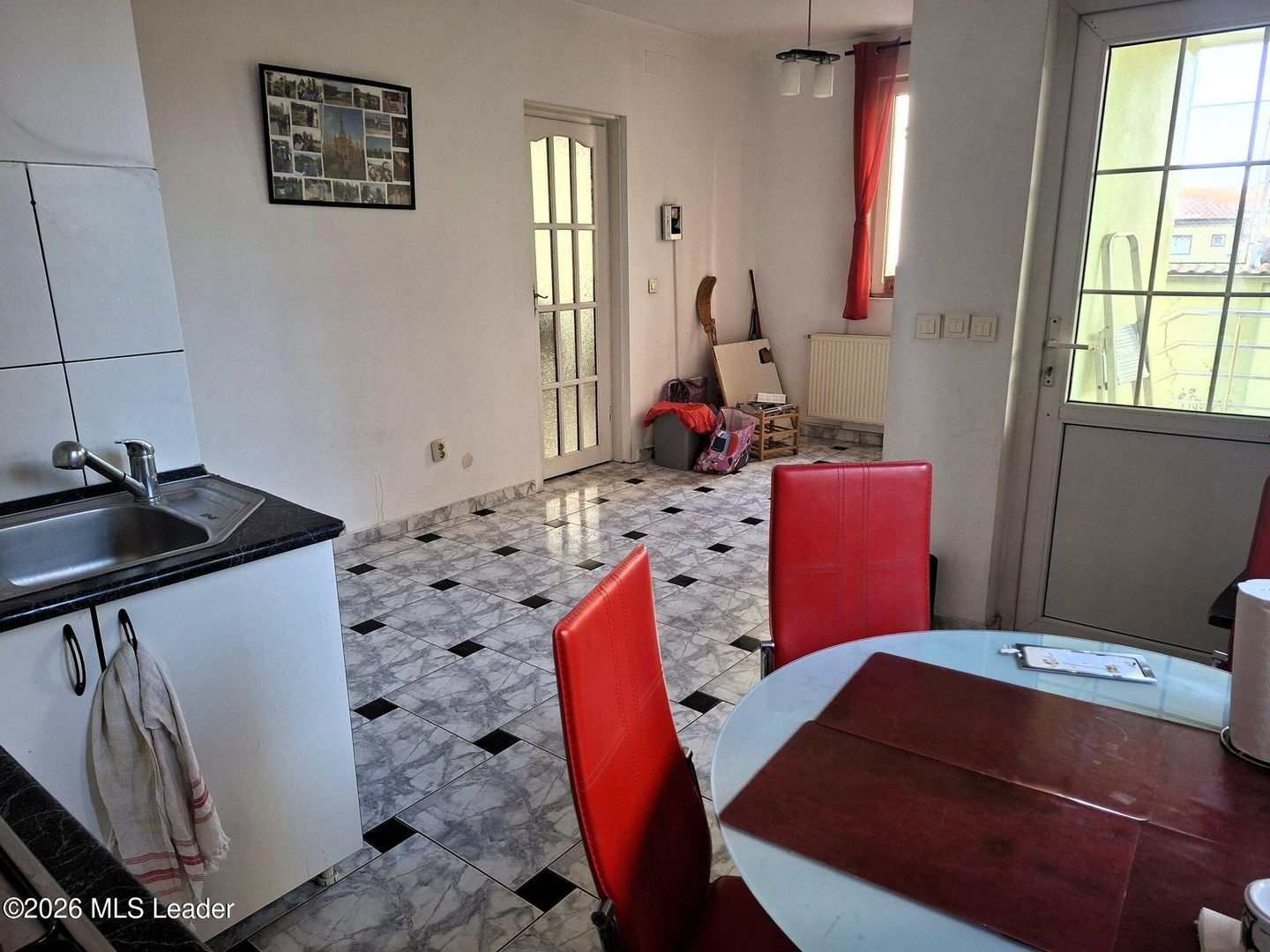 Vila cu 10 camere, destinatie rezidentiala / birouri - Poză 7