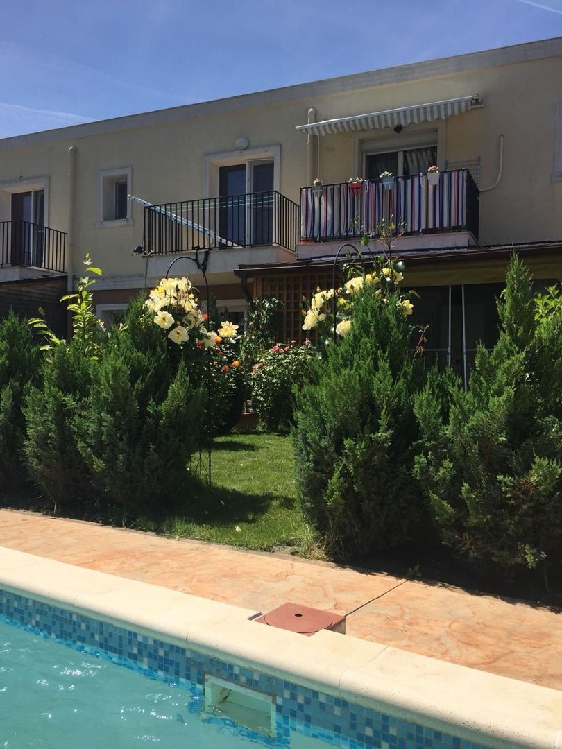 VILĂ MODERNĂ || 3 CAMERE ȘI ACCES LA PISCINĂ || COSMOPOLIS - Poză 15