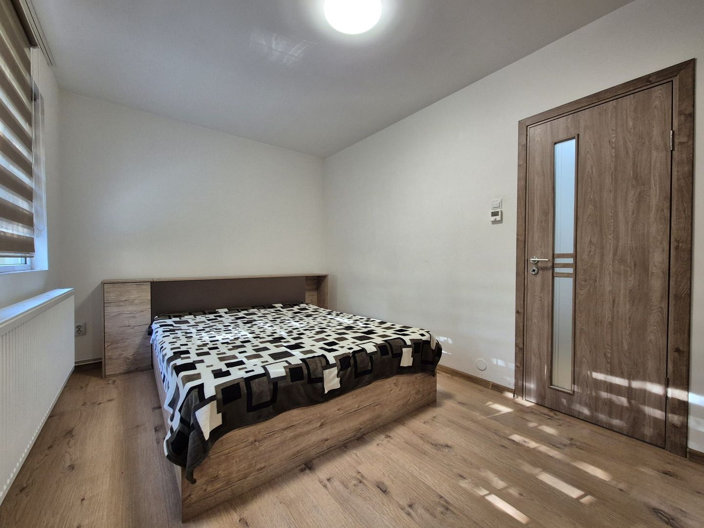 Comision 0%. Ideal pentru un cuplu, toate facilitatile in apropiere - Poză 13