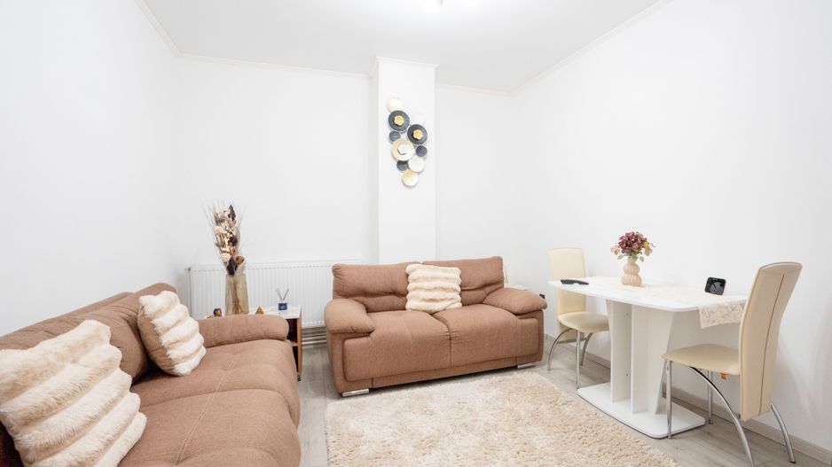 Casa ULTRACENTRAL 3 camere Oradea - Poză 3
