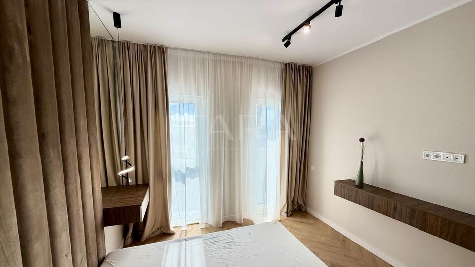 Apartament premium 2 camere, dressing, balcon, parcare subterana. - Poză 15