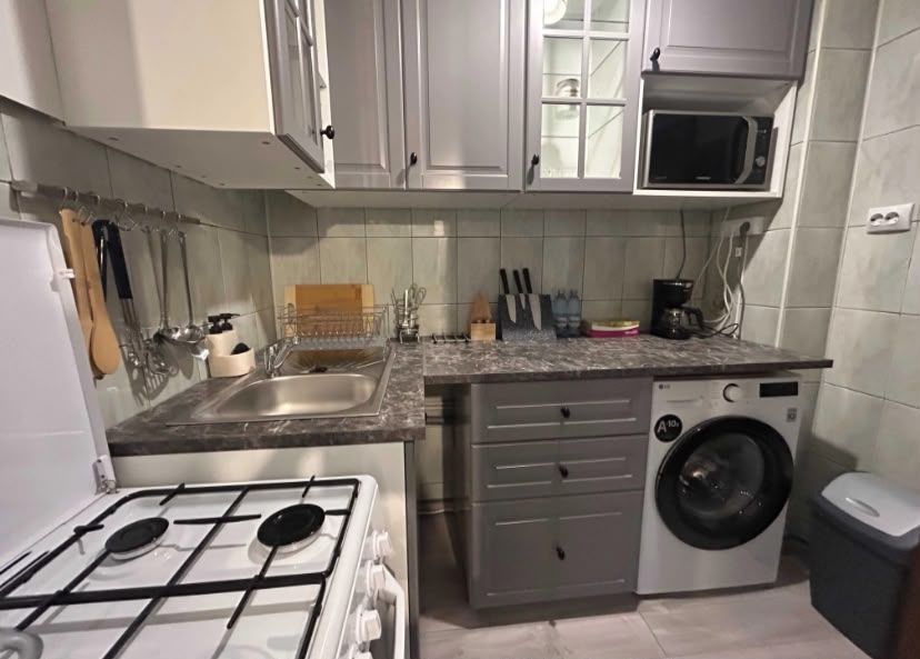 GARSONIERA-  TITAN, BLOC REABILITAT, BUCATARIE INCHISA, MODERN - Poză 3