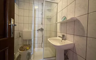 CASA DE INCHIRIAT PENTRU ECHIPE DE MUNCITORI - Poză 15
