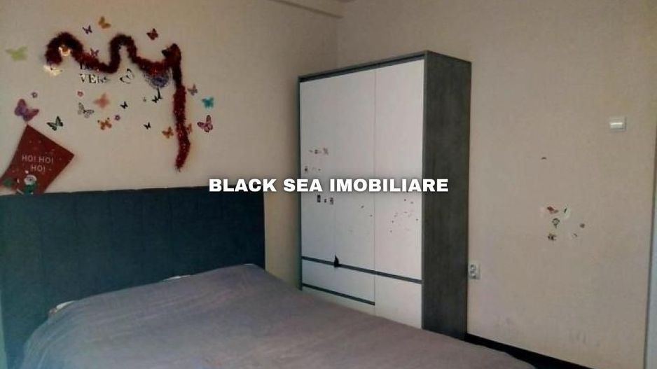 De vanzare Apartament 2 camere zona Centrala - Bloc cu lift - Poză 3