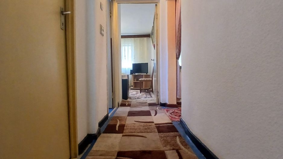 Decomandat! Vânzare apartament cu 3 in Targoviste- m11! - Poză 2