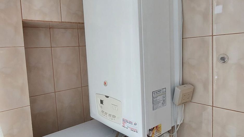De închiriat apartament cu 3 camere, etaj 1, Siderurgistilor, 400 euro - Poză 22