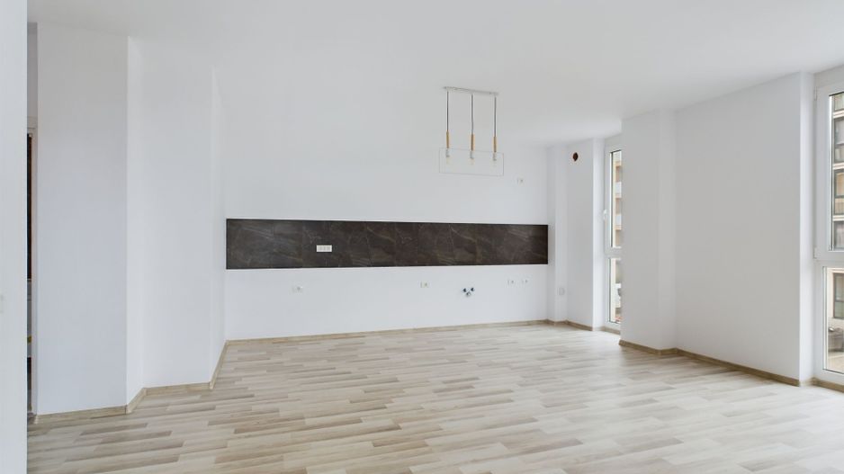 Apartament cu 2 camere, etaj 1, zona Torontalului - Poză 2