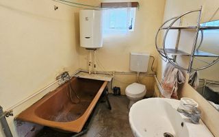 Casă cu 2 camere și teren generos, Dărmănești – Exclusivitate - Poză 27