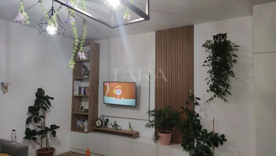 Oferim spre vânzare apartament cu 3 camere situat în Dâmbul Rotund. - Poză 3