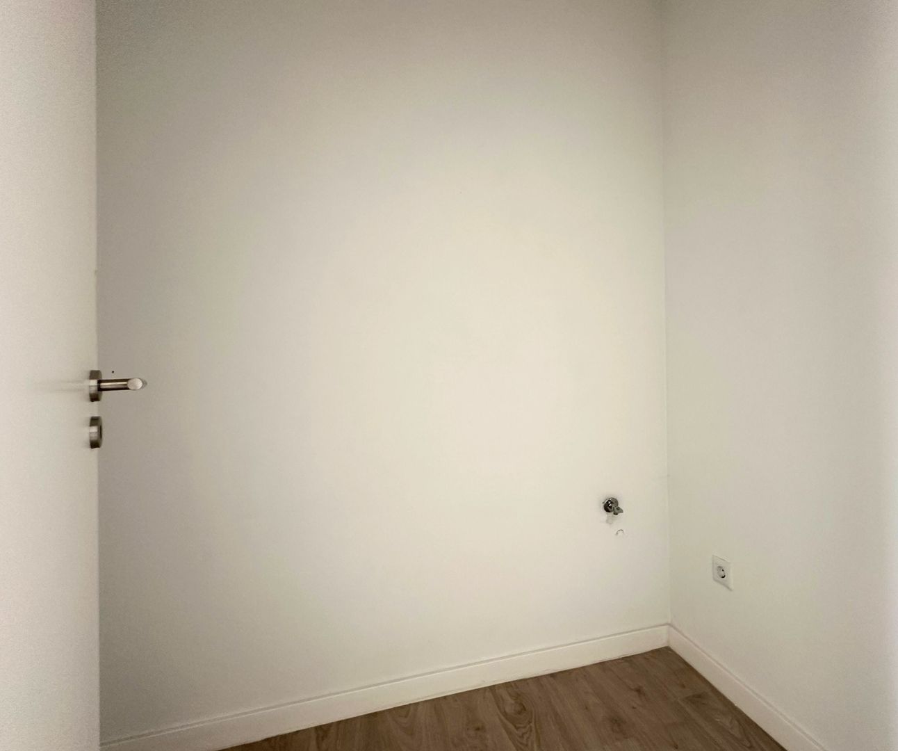 Apartament 2 camere 60 mp cu geam la baie lângă Paradisul Acvatic - Poză 18