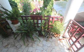 Casă / Vilă cu 8 camere de vânzare în zona Semicentral - Poză 64