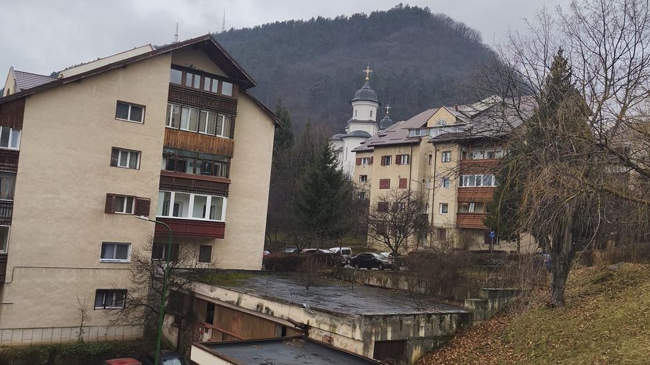 Apartament 3 camere | Zona Racadau | Etaj 1 - Poză 17