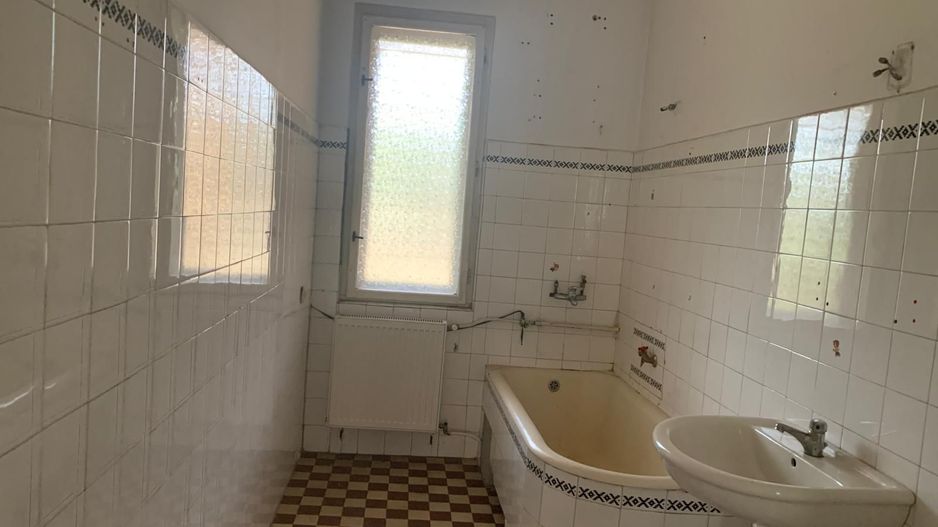 Casa P+E de 7 camere, SU=240 mp  in  Balcescu - Poză 11