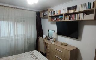 Apartament 3 camere, decomandat, 80 mp, etaj 1, zona centrala Tomesti - Poză 7