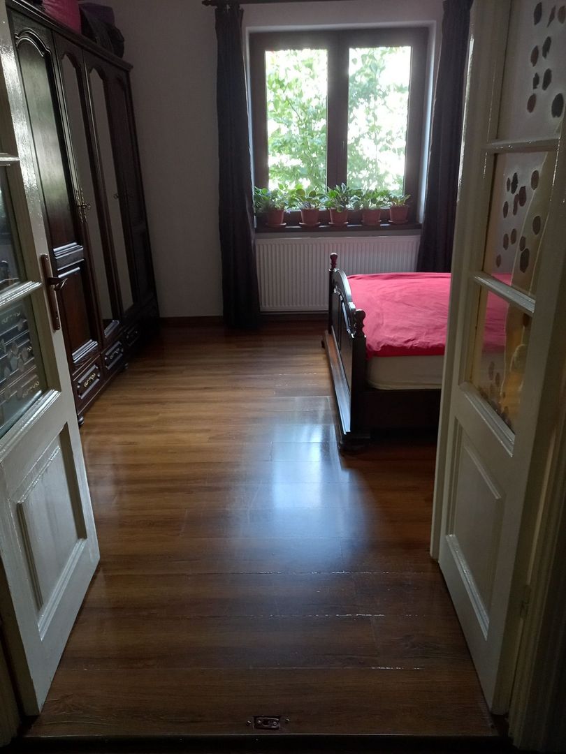URGENT!, parter de vila, intrare separata,  izolata termic, NEGOCIABIL - Poză 8