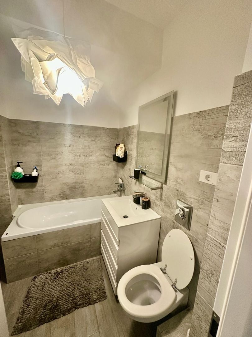 Apartament 2 camere,suprafata generoasa,mobilat si utilat,loc parcare subteran - Poză 3