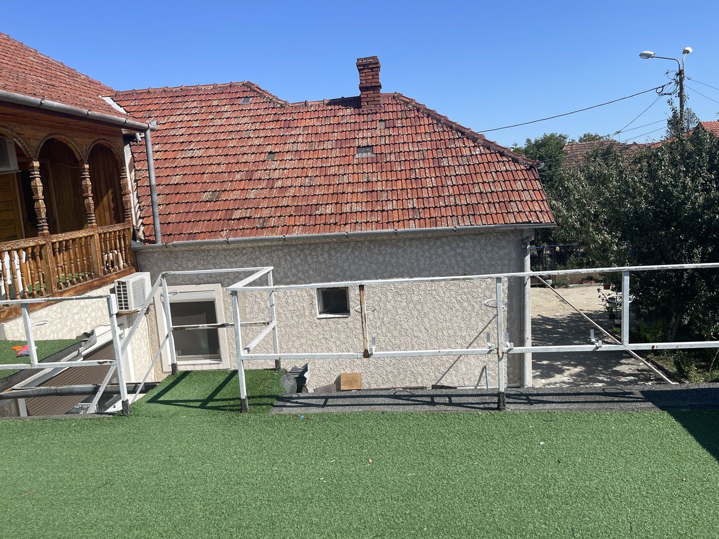 Casa cu teren 1000 mp și front 26 ml în zona Bogdanesti - Poză 13