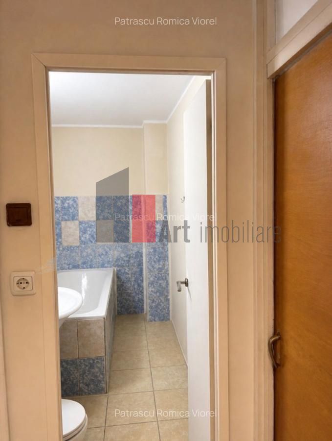 APARTAMENT 4 CAMERE   SEBASTIAN - Poză 8