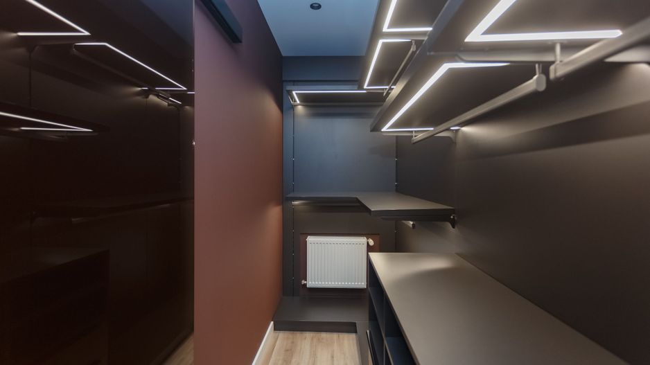 De vânzare apartament, 3 dormitoare + terasă, str. Teatrală 3, Centru. - Poză 18