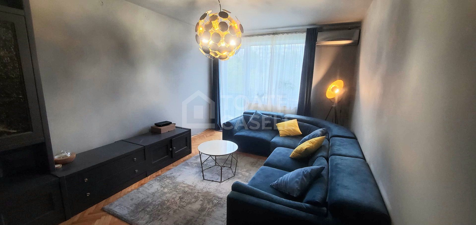 Apartament cu 3 camere, decomandat,  garaj, zona Iulius Mall - Poză 3