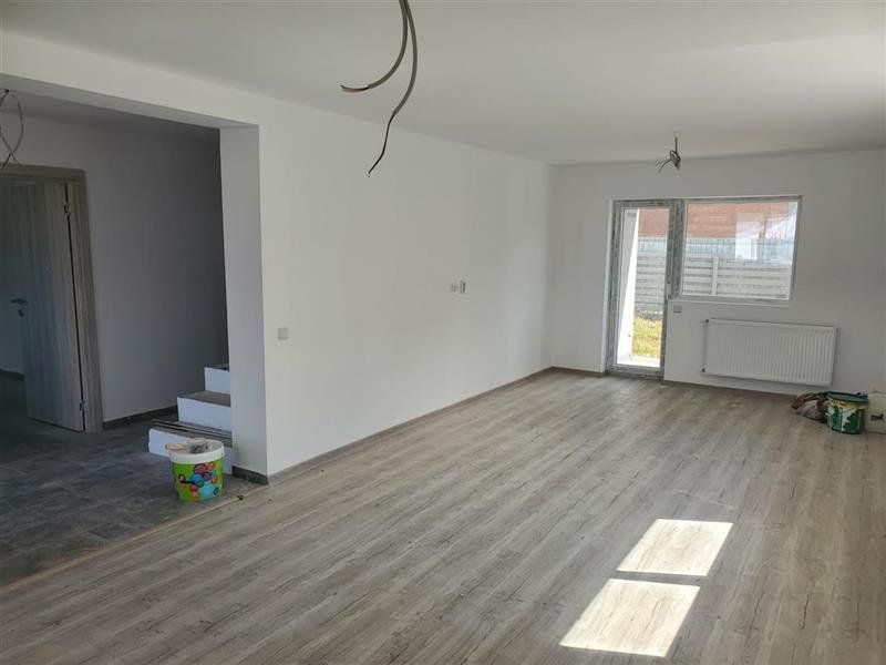 Case individuale Brasov,cartier Izvor - Poză 28