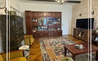 Vila renovat de vanzare D+P curte proprie 774 mp, semicentral Arad - Poză 12