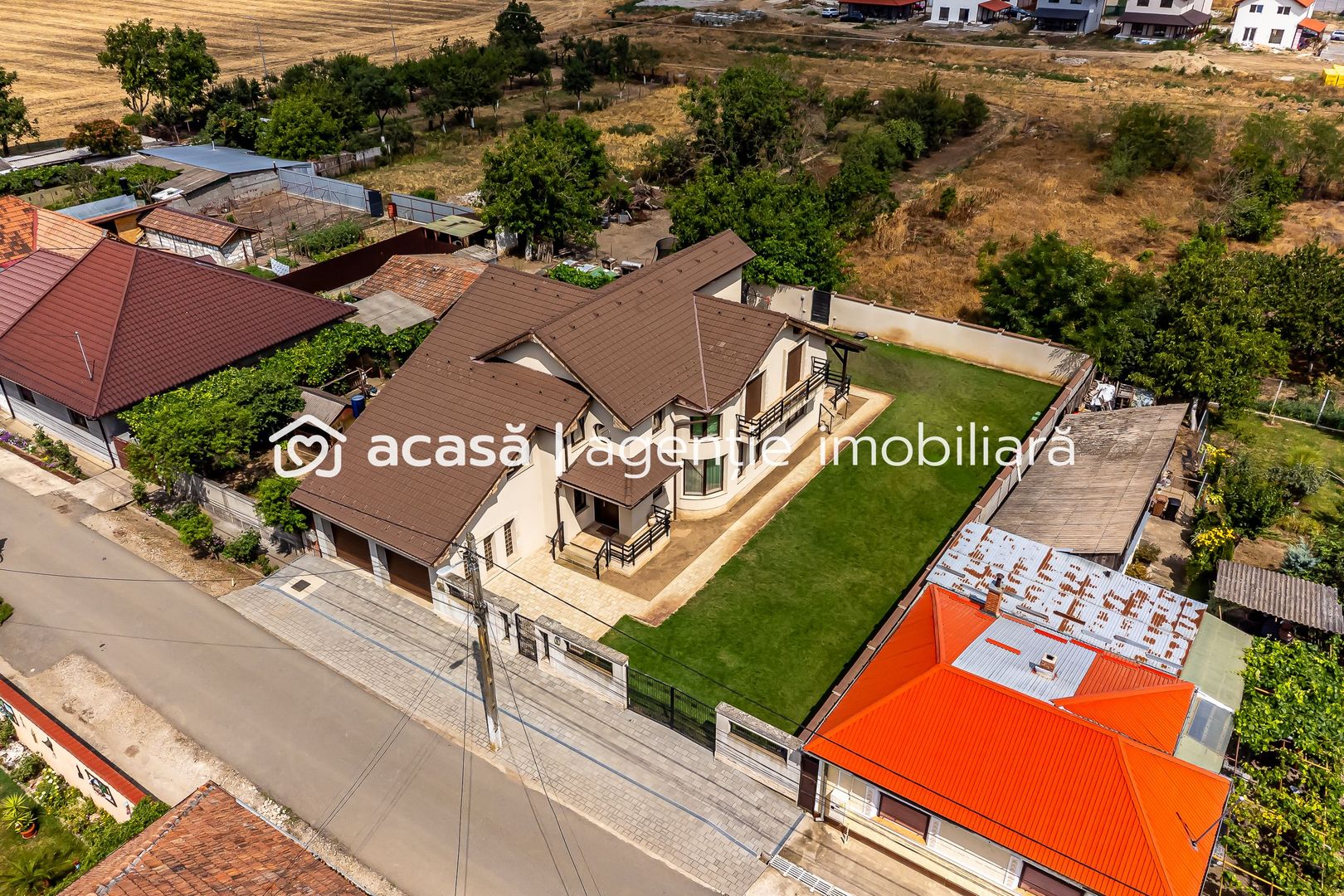 Vilă complet amenajată LUX, ideală pentru o familie cu stil - Poză 34