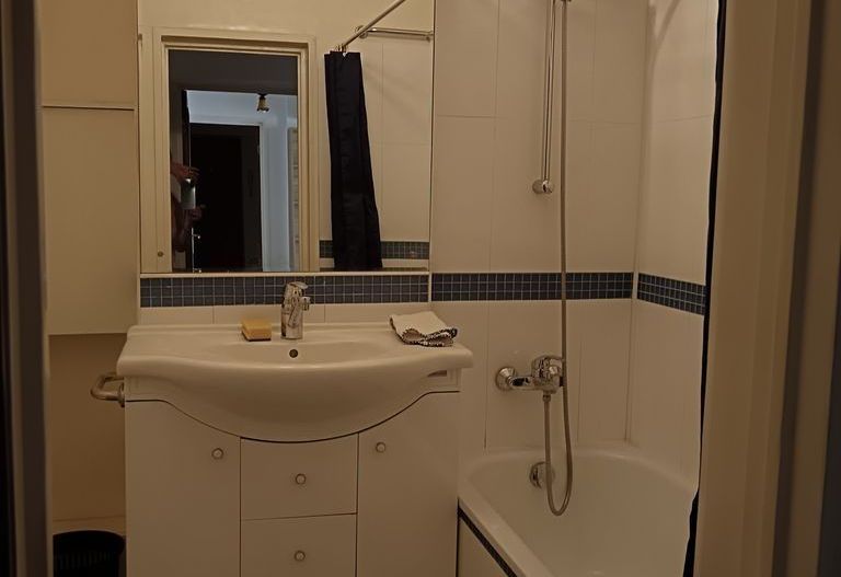 Apartament elegant I Piață Universitatii I 106 MP I 5 minute Metrou - Poză 9