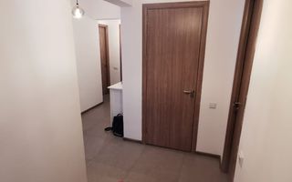 Vând apartament cu trei camere confort 1 - Poză 4