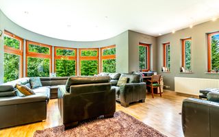 Casă / Vilă cu 6 camere de închiriat, tip estate, 0% comision - Poză 1