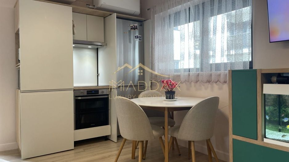 Inchiriere 3 camere/Lux/Parcare Optional/Terasa 20 m/Pet friendly - Poză 3