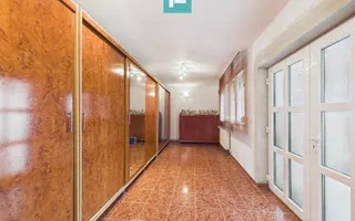 Casă complet modernizată, P+1 în Buteni, Arad - Poză 13