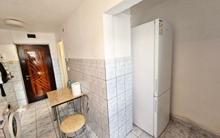 Garsoniera decomandata, etaj intermediar, M-uri - Poză 6