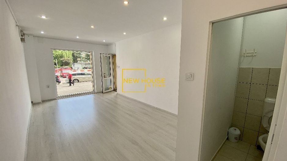 Spatiu comercial de inchiriat la parter in zona Astra - Poză 9