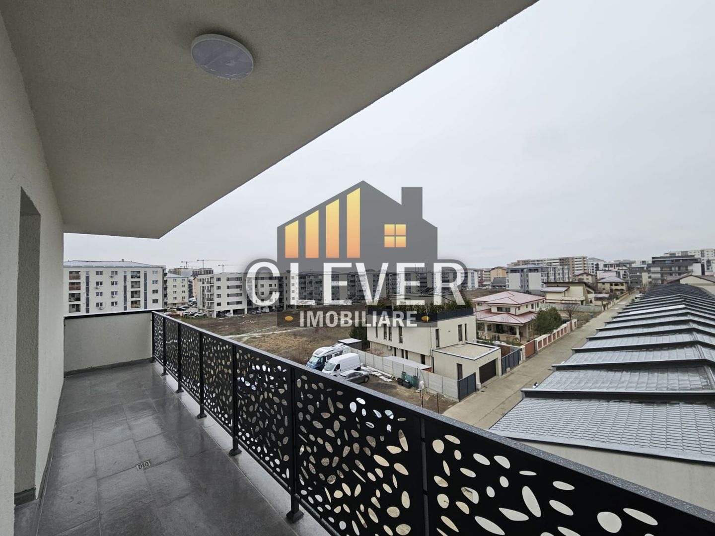 Apartament 3 camere Finalizat Mutare Imediata Loc Parcare - Poză 1