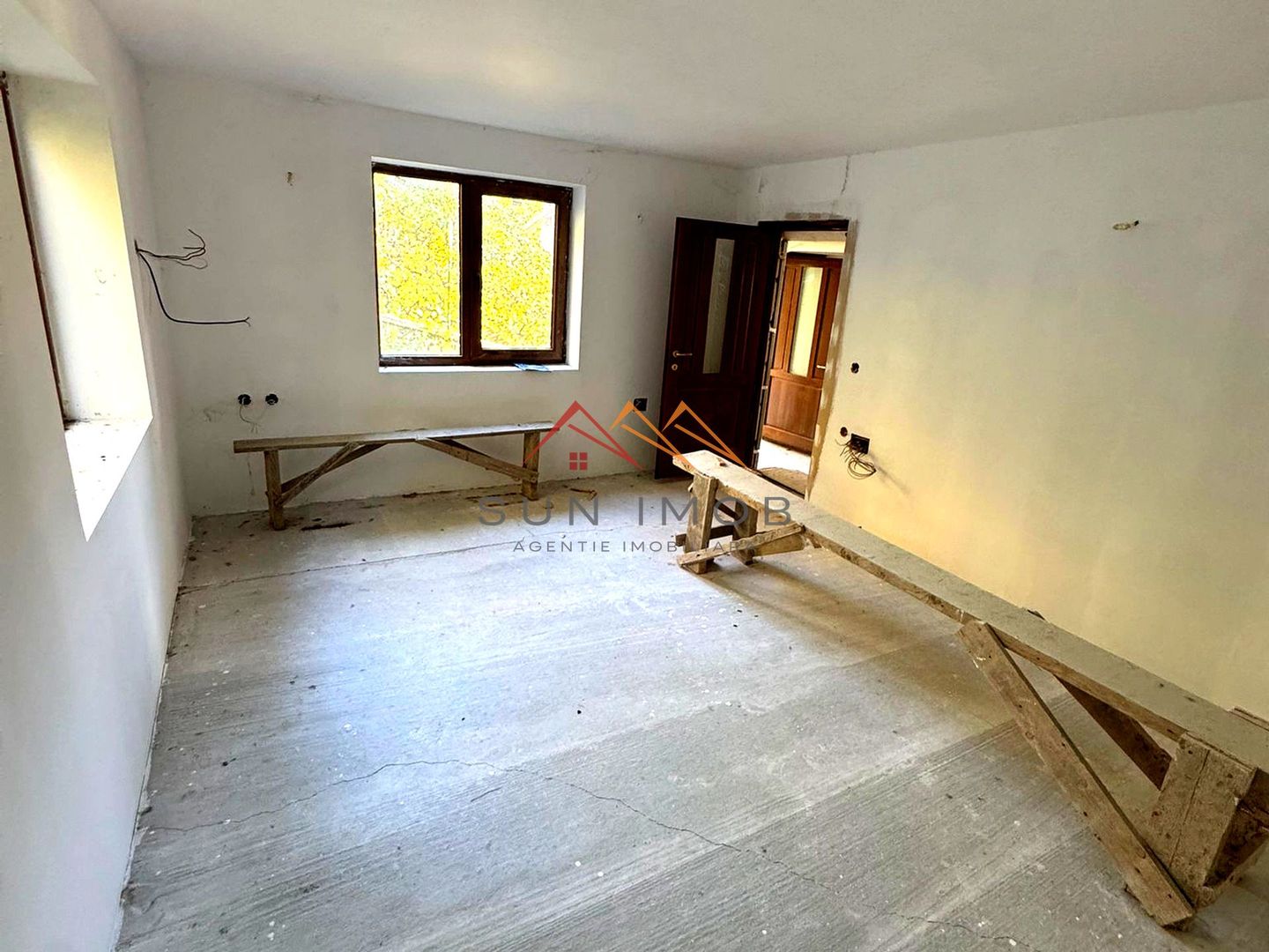 Vila S+P+E, priveliste deosebita, 6 camere, garaj, terasa, Cornu, PH - Poză 13
