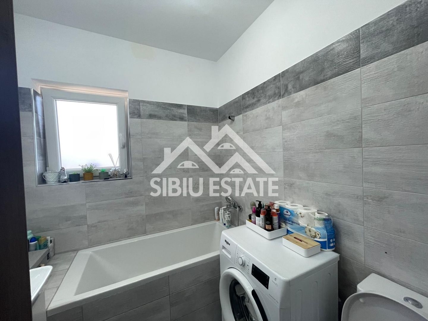 Apartament Premium cu 2 camere et,1-s.utila 50 mp mobilat si utilat - Poză 6