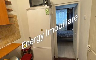 De vânzare o garsonieră recent renovată în zona 7 Noiembrie. - Poză 3