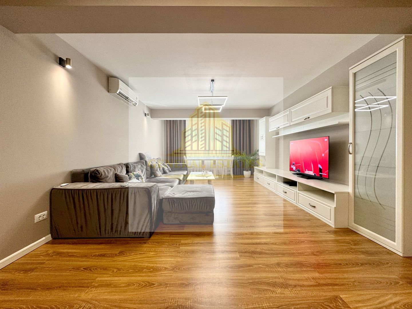 Vânzare apartament cu 3 camere - 130 m.p - în Zona CUG, Iași. - Poză 7