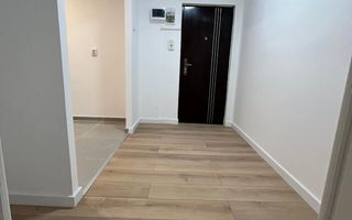 Apartament 3 camere lângă Piața Flora, 70 mp, renovat, etaj 2 din 4. - Poză 1
