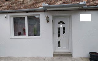 Apartament la casa | Renovat | Garaj | Curte | Lazaret - Poză 12