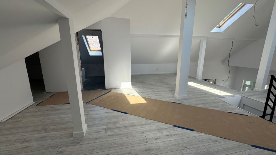 Vile parter Tunari Proiect DEOSEBIT, 150m2, curte 300m2 - Poză 4