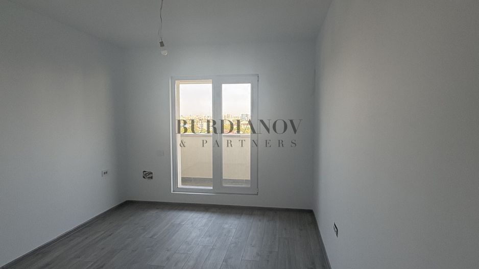 Apartament cu 3 camere - două băi - Etalon Lacul Morii - Vedere Lac - Poză 12