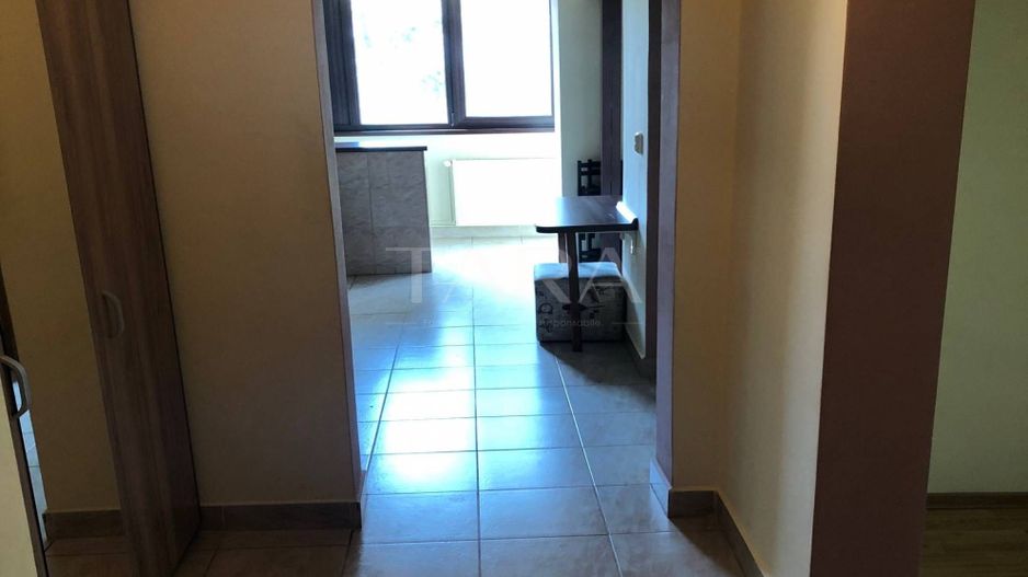 Apartament cu 3 camere, balcon închis 8mp, zona Diana, Gheorgheni. - Poză 6