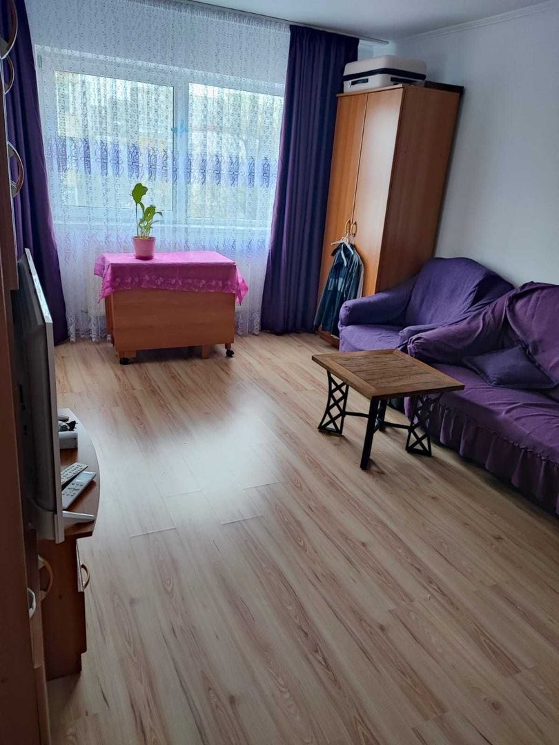 Apartament 3 camere decomandat spre inchiriere Militari, Margelelor - Poză 1