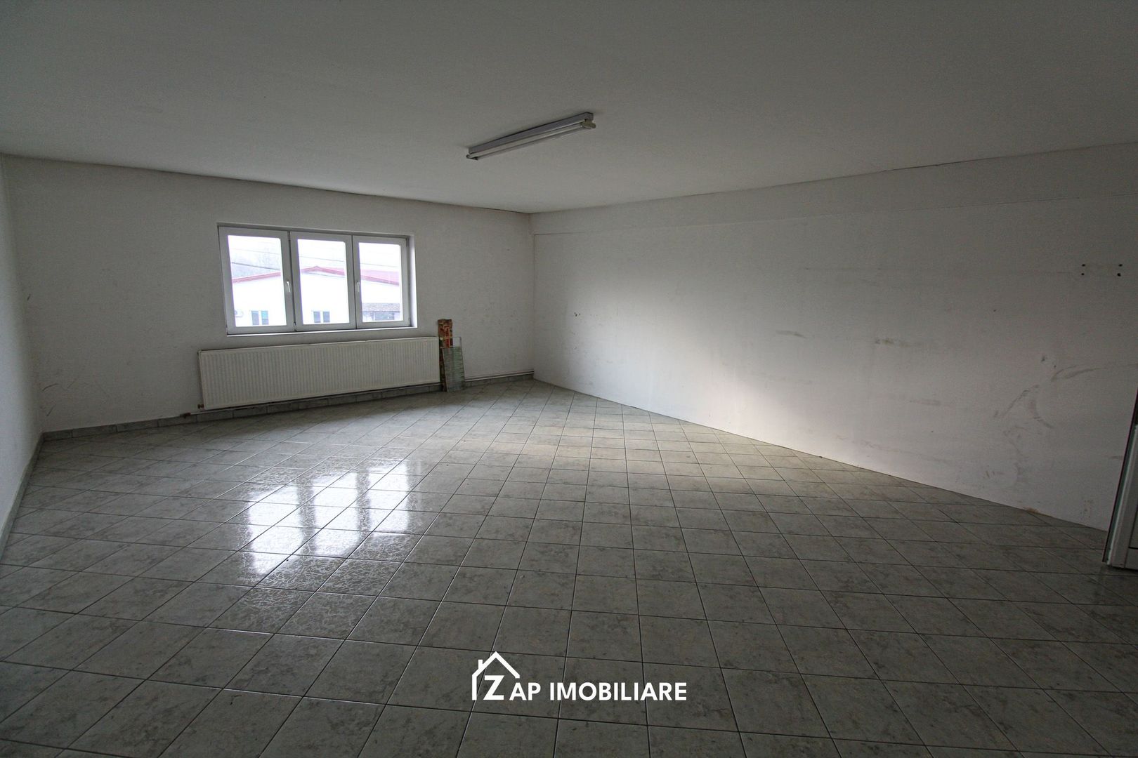 Birouri - 4 Euro / mp - Strada Libertatii - mai multe variante de suprafață - Poză 1