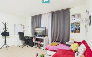 Casă complet renovată în Orțișoara. - Poză 4