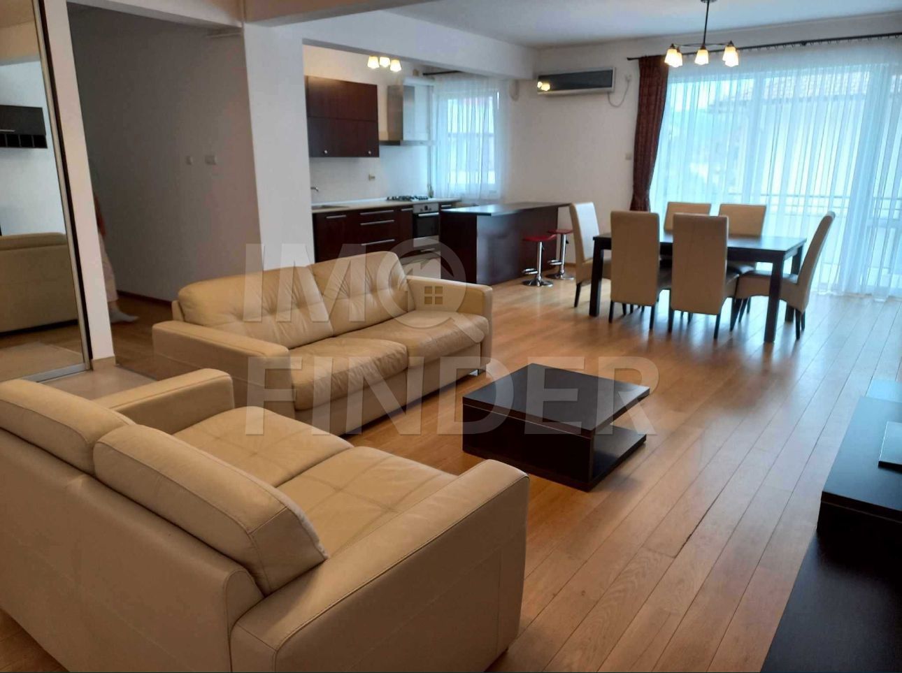 Vanzare 3 camere 108 mp, terasa 32 mp,  zona Buna Ziua, garaj si boxa - Poză 1